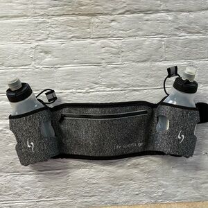 NWOT Life-Sports Gear Wave Hydration Belt with 2 Jet Valve Bottles Unisex